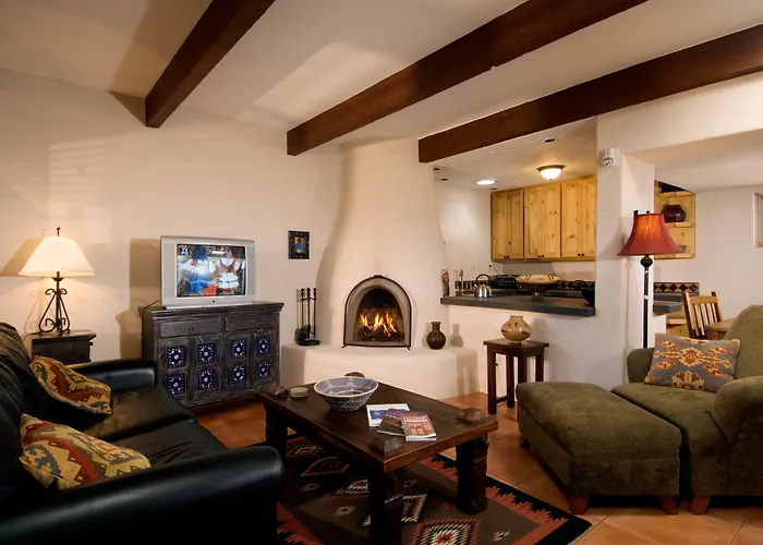 Fort Marcy Suites By All Seasons Resort Lodging