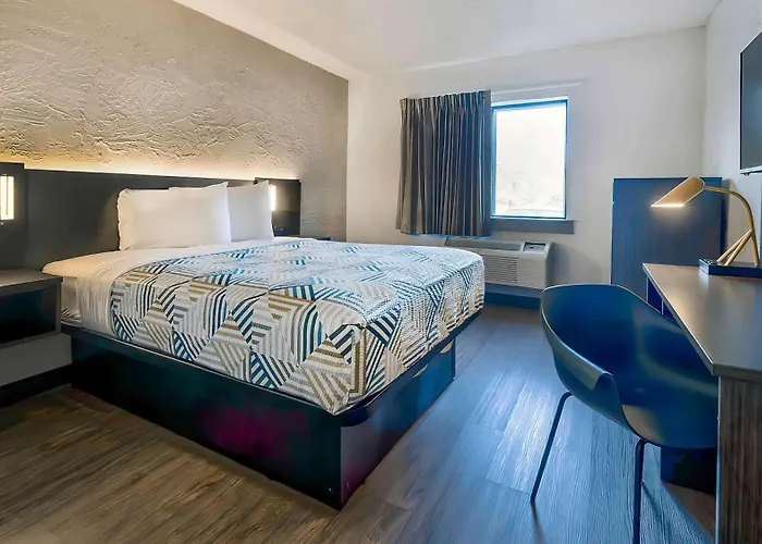 Motel 6-Milwaukee, Wi - Glendale
