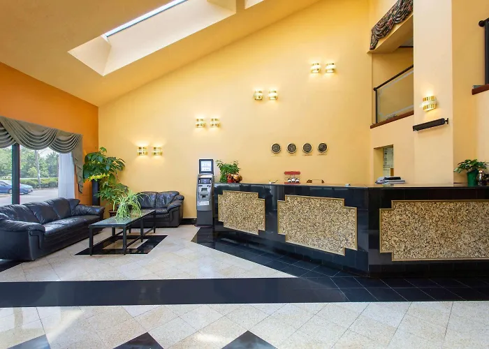 Days Inn By Wyndham Hillsborough