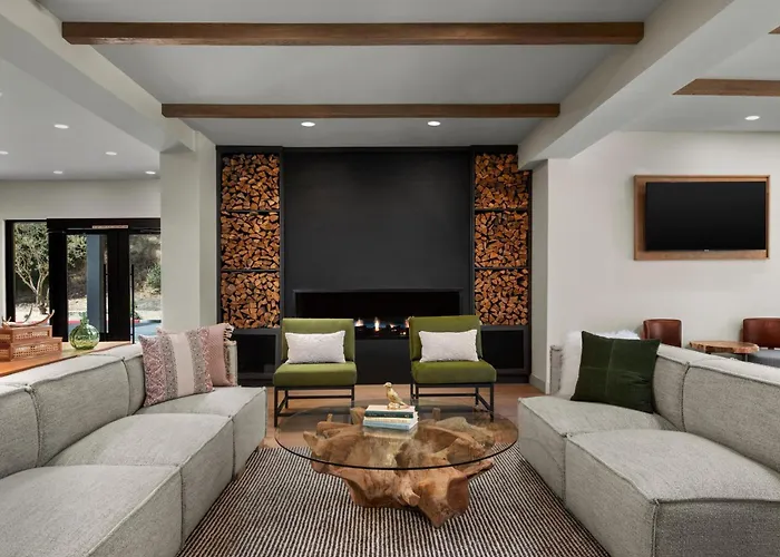The Inelle, Oakhurst Yosemite, A Tribute Portfolio Hotel