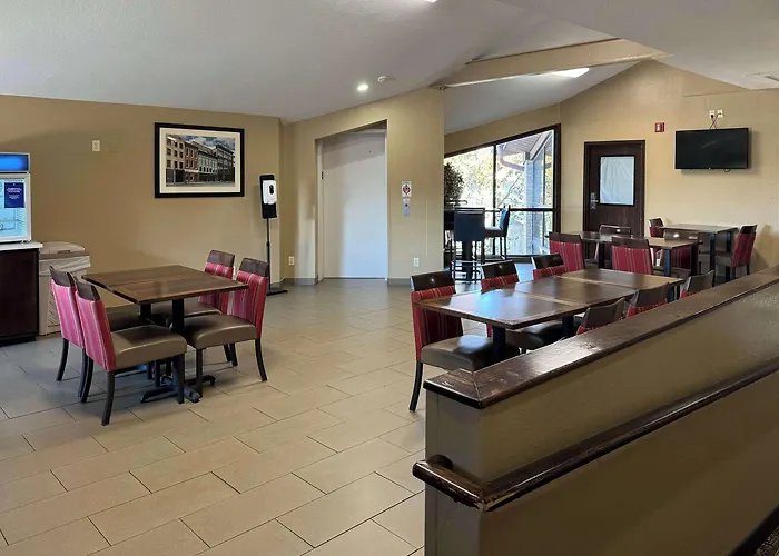 Comfort Inn Maumee - Perrysburg Area