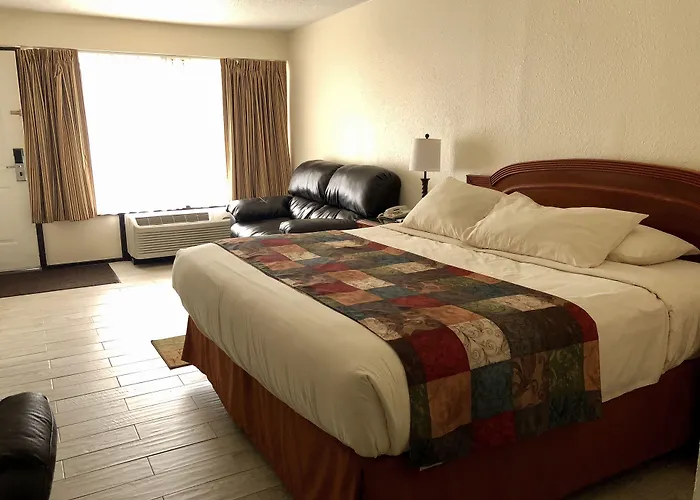 Simple Rewards Inn