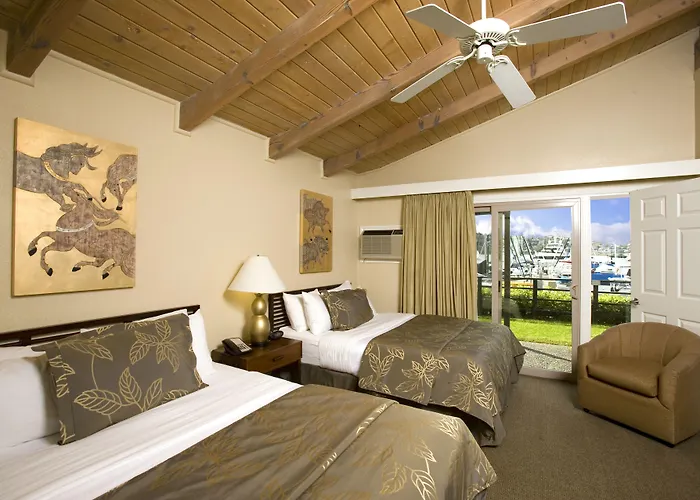 Best Western PLUS Island Palms Hotel&Marina