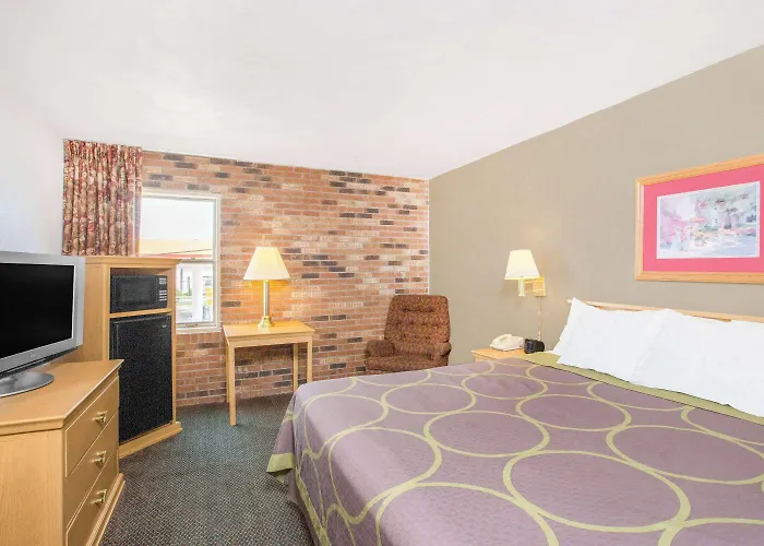 Super 8 By Wyndham Blytheville