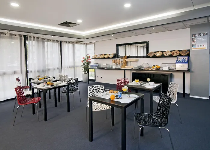 B&B Hotel Paris Rosny-Sous-Bois