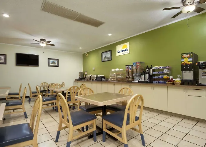 Days Inn By Wyndham Hardeeville/ I-95 State Line
