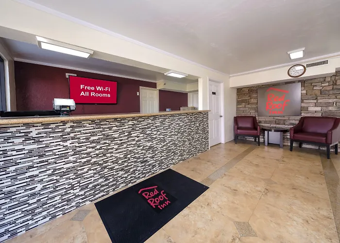 Red Roof Inn Crestview