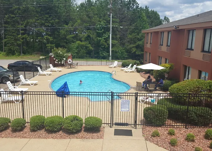 Rodeway Inn Tuscaloosa Near University