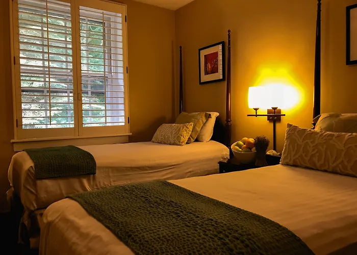 Mountain Lake Lodge