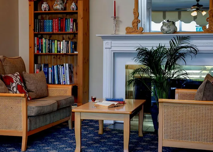 New Holmwood Hotel