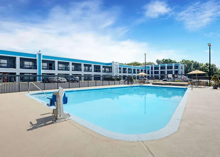 Best Western Thunderbird Motel
