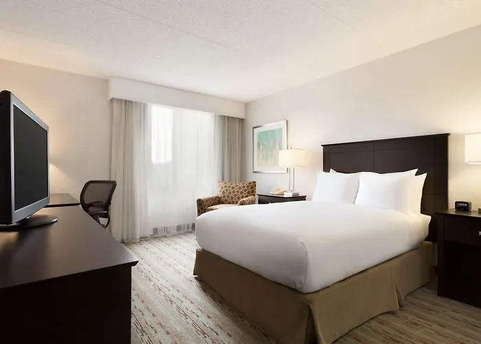 Doubletree By Hilton Bradley International Airport