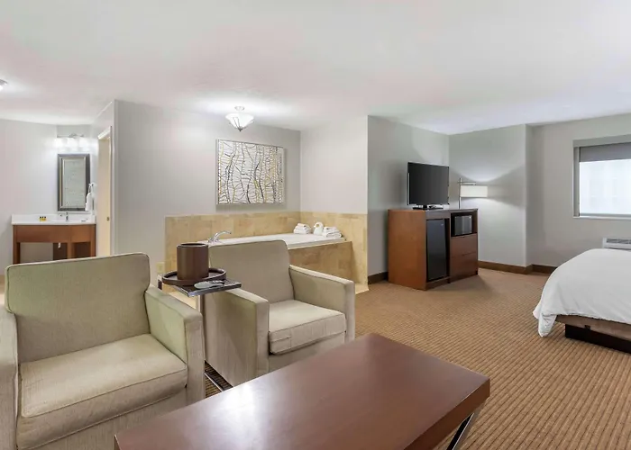 Best Western Plus Cotton Tree Inn