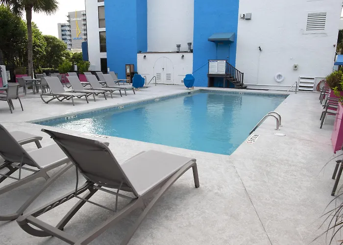 Aqua Beach Inn