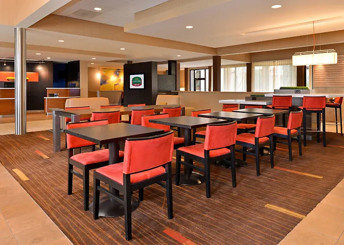 Courtyard By Marriott Dallas Northwest
