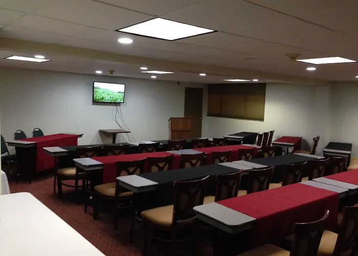 Quality Inn & Suites Council Bluffs - Omaha East