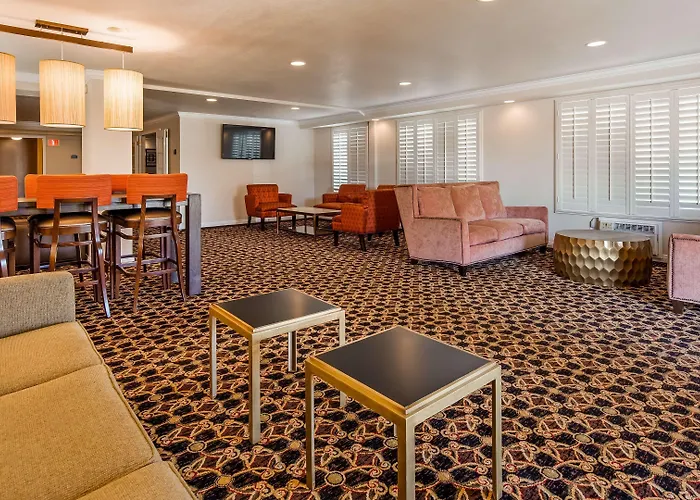 Lompoc Valley Inn And Suites