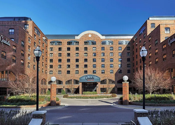 Graduate By Hilton Minneapolis