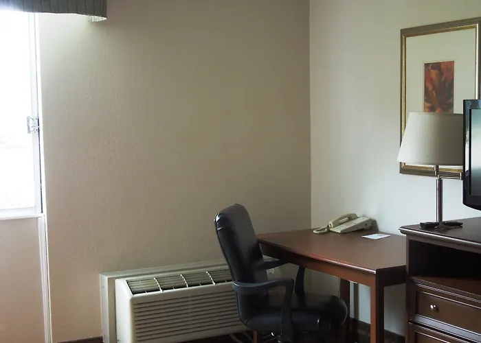 Baymont Inn & Suites
