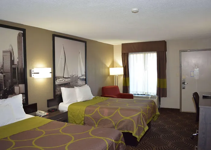 Super 8 By Wyndham Huntersville/Charlotte Area