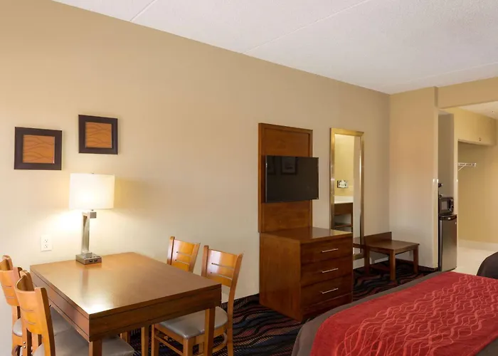 Baymont By Wyndham Bonita Springs