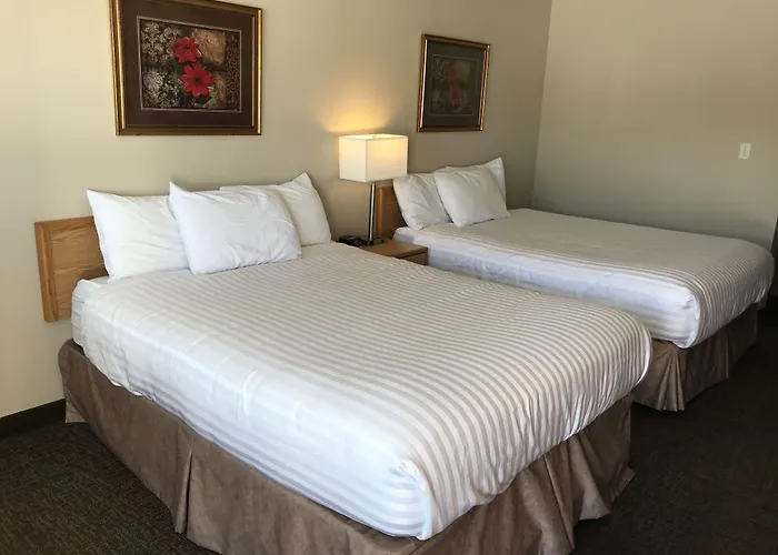 Travelodge By Wyndham Salmon Arm Bc