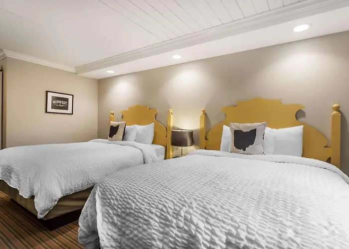The Aurora Inn Hotel And Event Center