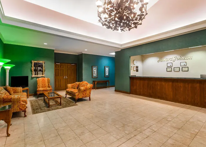 Howard Johnson Hotel & Conference Center By Wyndham Salem