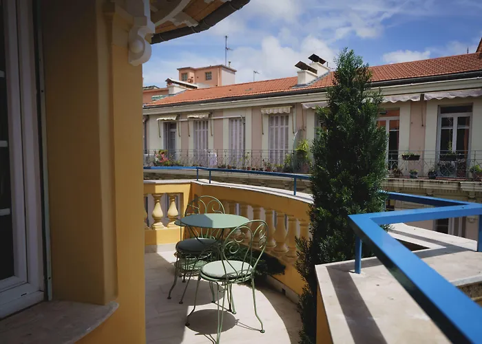 Hotel Gounod Fully Renovated