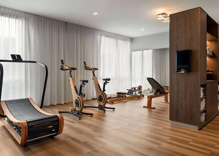 Sunday Hotel Frankfurt Airport Kelsterbach