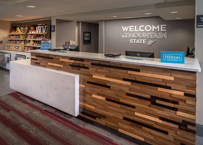 Hampton Inn Charleston Downtown