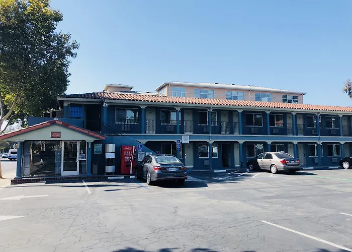 Leland Hotel