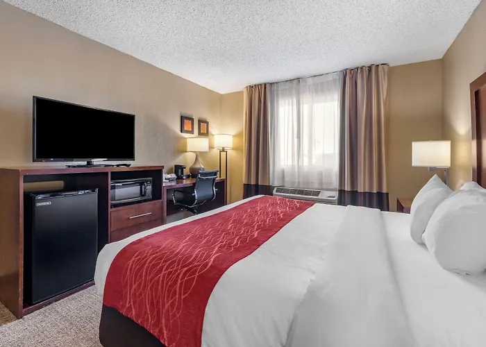 Comfort Inn & Suites Hays I-70