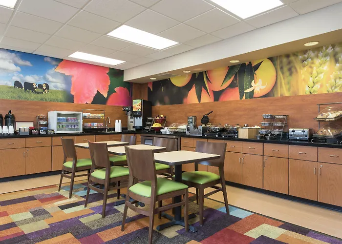 Fairfield Inn & Suites By Marriott Bloomington