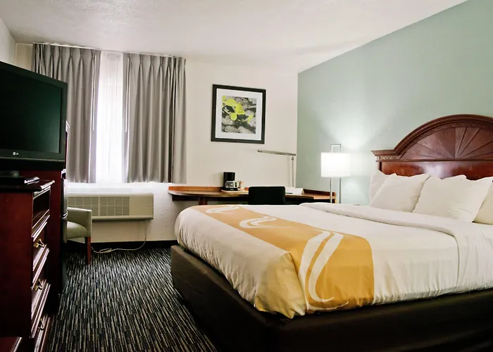 Quality Inn Alexis Rd