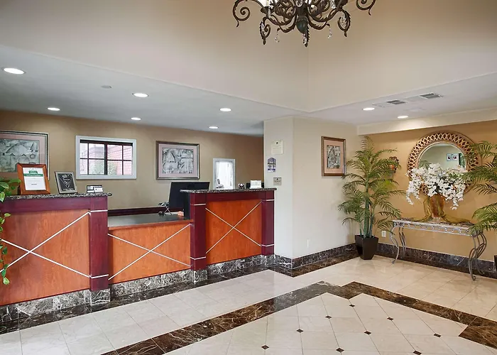 Best Western Surf City
