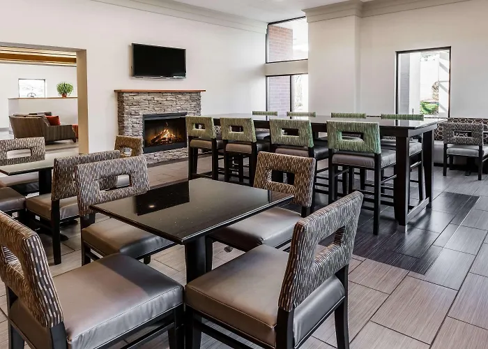 Wingate By Wyndham Canton-Hall Of Fame