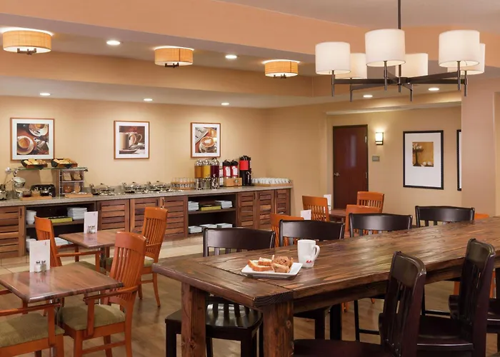 Doubletree By Hilton Portland Tigard