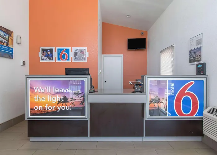 Motel 6 Bakersfield