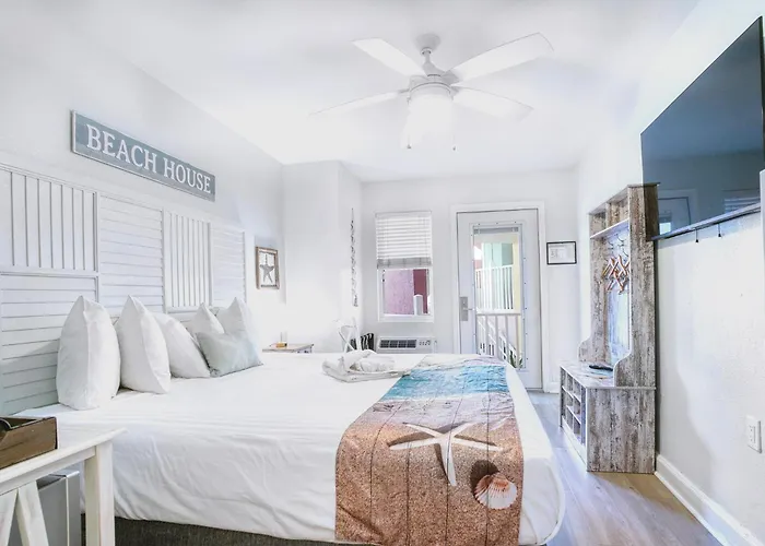 Lighthouse Resort: Inn & Suites