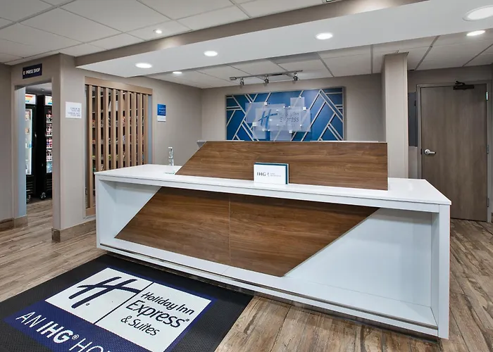 Holiday Inn Express & Suites Eden Prairie - Minneapolis By Ihg