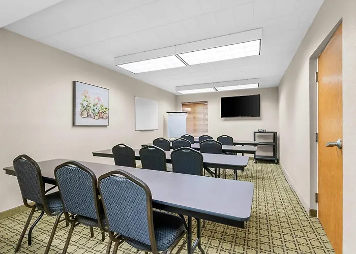 Clarion Inn Cranberry Township