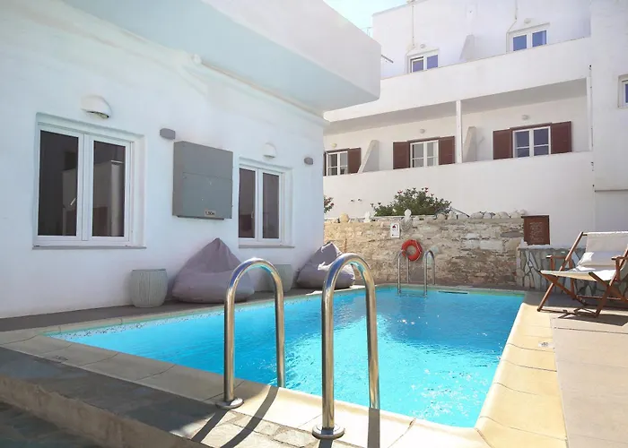 Madaky Hotel