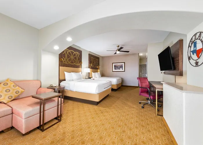 La Quinta By Wyndham Marble Falls