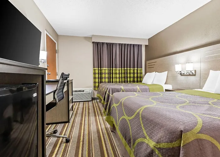 Super 8 By Wyndham Athens