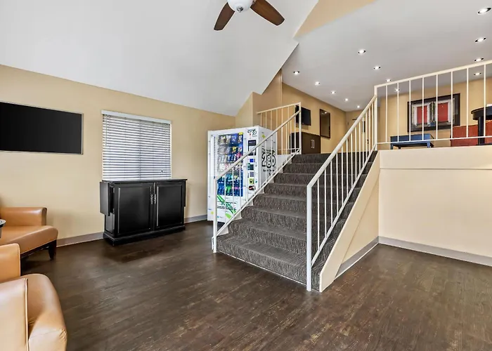 Suburban Studios Brentwood - Nashville