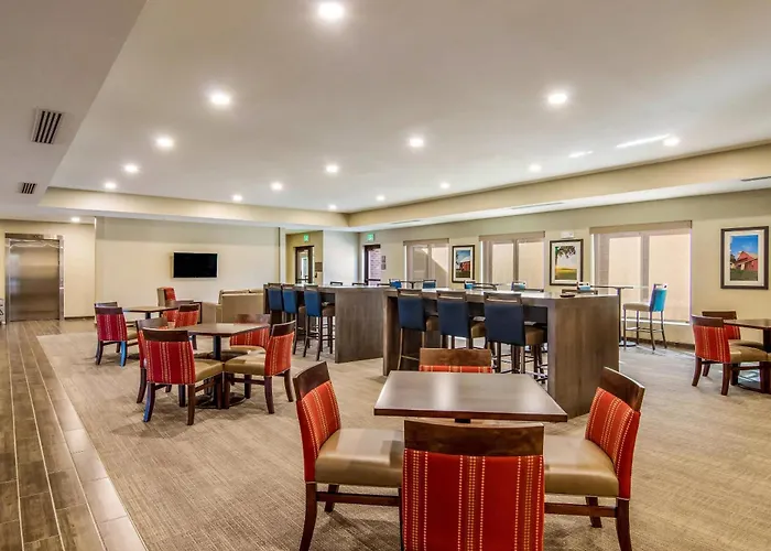 Comfort Suites Brunswick Town Center