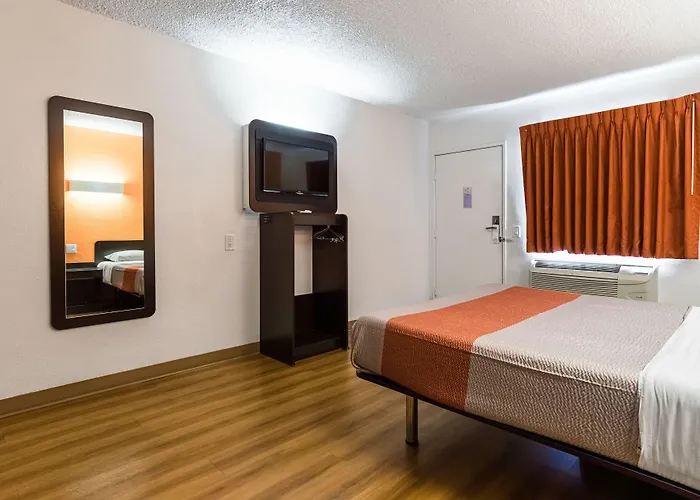 Motel 6-Anaheim, Ca - Buena Park