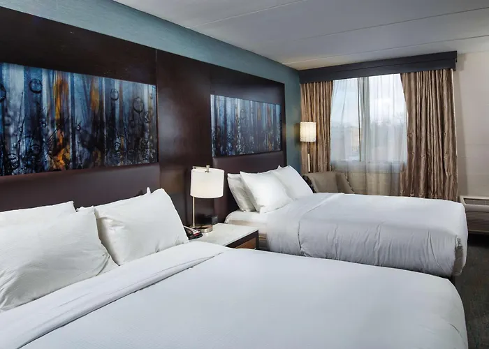 Doubletree By Hilton Neenah