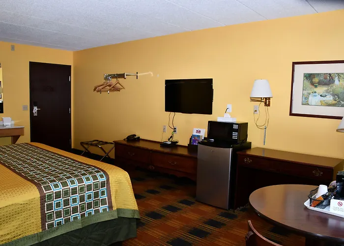 Regency Inn & Suites Faribault